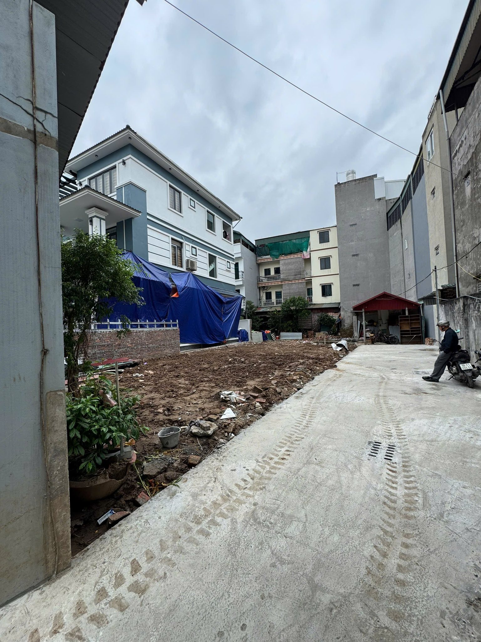 BÁN ĐẤT HIẾM GẦN AEON LONG BIÊN -